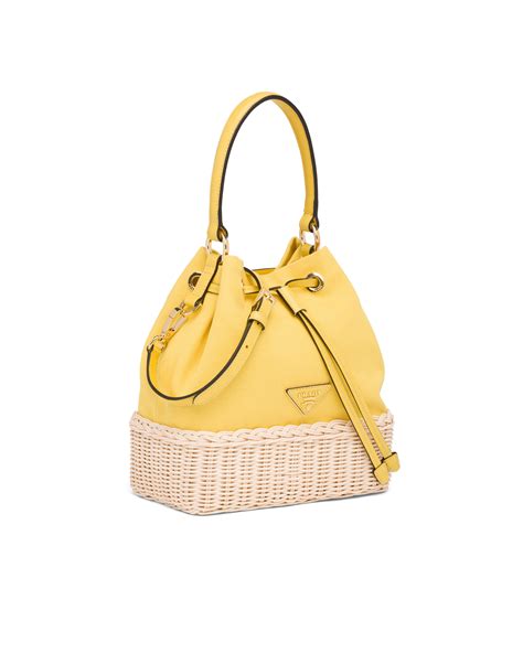 Sac seau Prada Plage en toile et en osier Beige/sun 